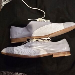 Pomme D'OR Grey And White Perforated Genuine Italian Leather Oxfords SZ 8.5